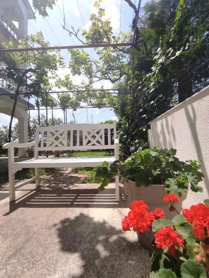 Apartman Mila Novi Vinodolski 0*,  Croatia