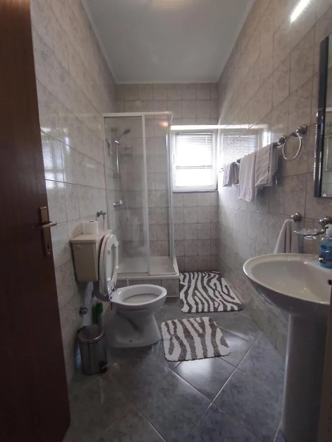 Apartment Apartman Mila Novi Vinodolski